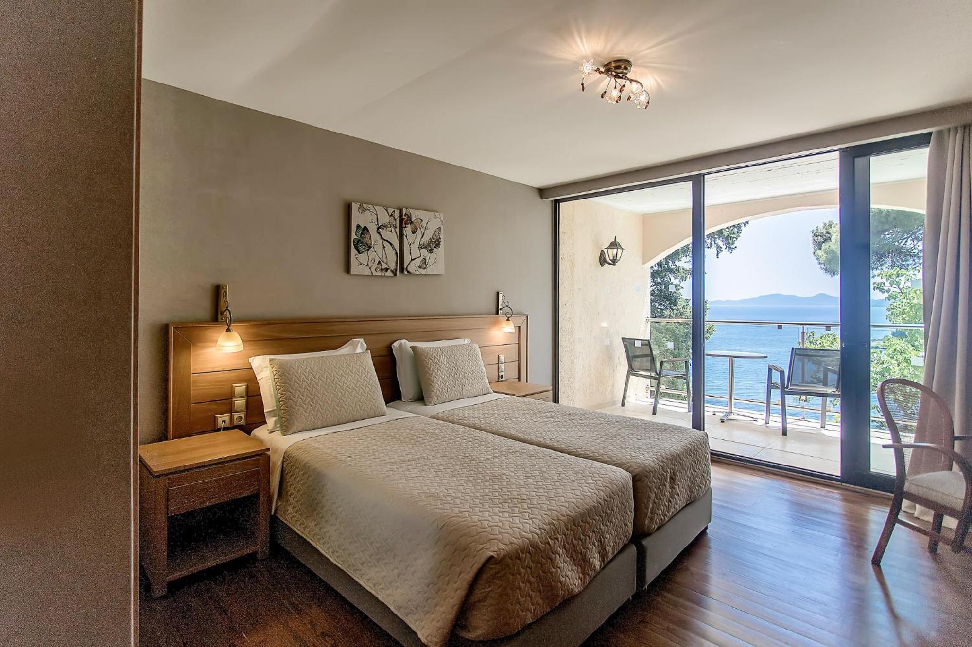 Corfu Holiday Palace Perama  Exterior photo A room at the hotel
